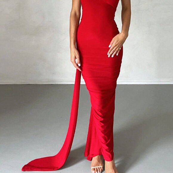 Red Sexy Women's One Shoulder Backless Fishtail Hem Dress - Picture 2 of 4